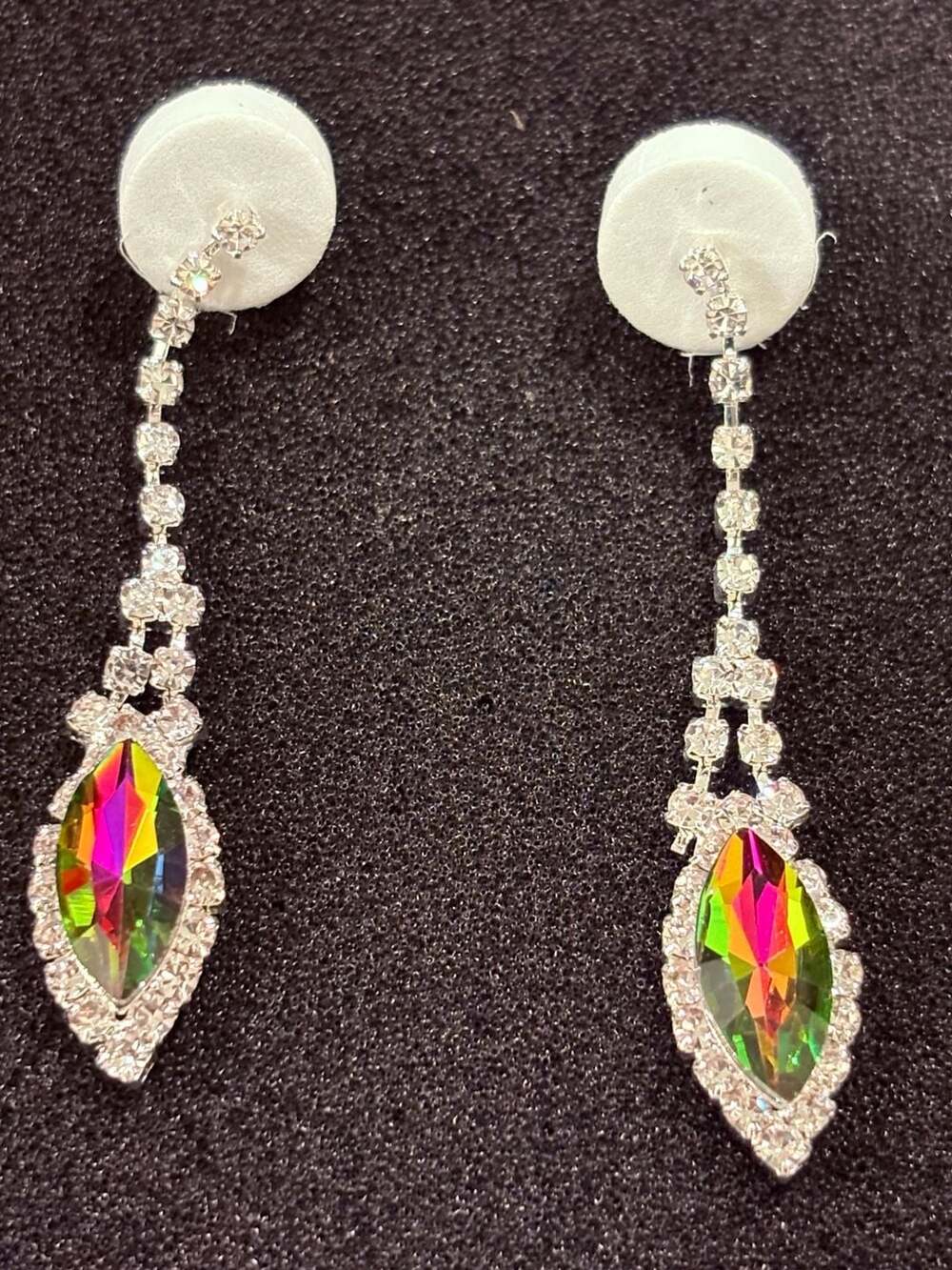 Crystal Rhinestone Jewelry Set - Picture 4 of 5